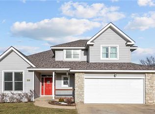 14904 Forest View Dr, Bonner Springs, KS 66012
