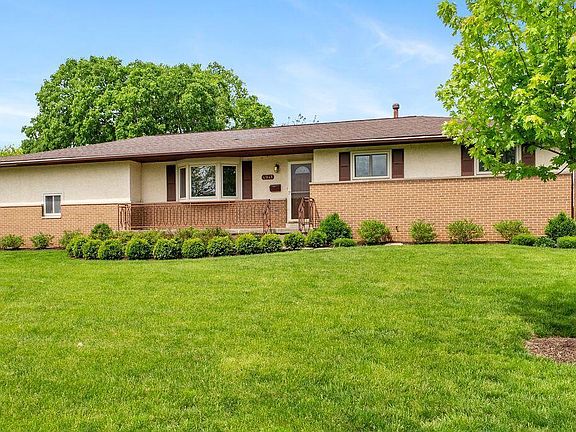 2nd image of 4941 Cheviot Dr