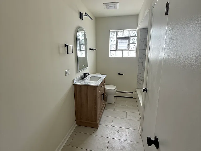 1712 N 35th Ave #2 — Photo 4