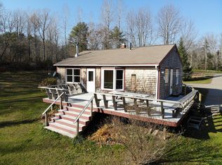 48 Bog Rd, Rockland, ME 04841