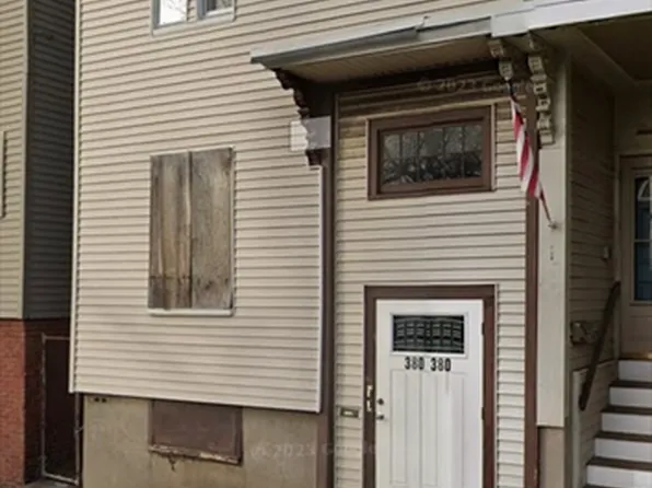 380 E 8th St, Boston, MA 02127