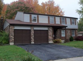 5813 Golden Oak Ct, Dayton, OH 45424