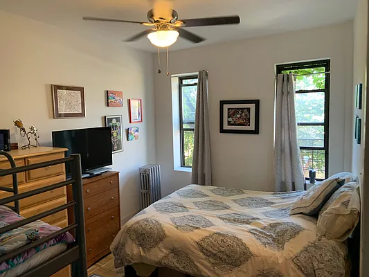 Rented by Grand Group Realty | media 12