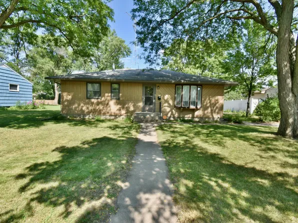 1128 16th Ave S, Saint Cloud, MN 56301