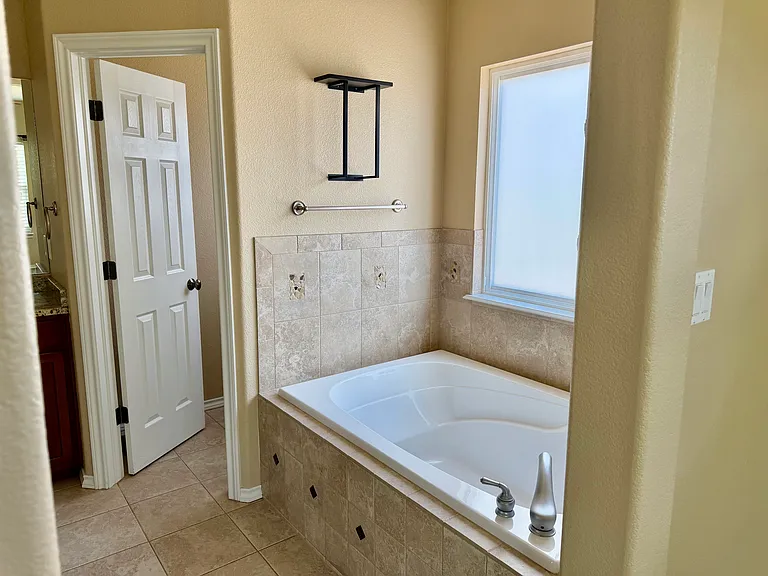 12234 Angelina Dr — Photo 22