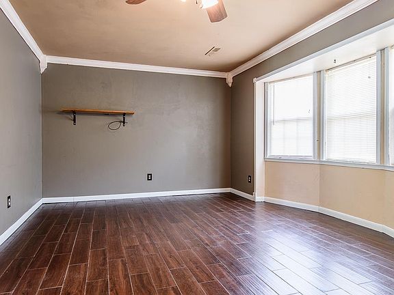 4th image of 6320 Sheri Dr NW