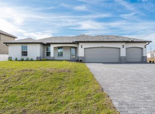 2716 NW 45th Pl, Cape Coral, FL 33993