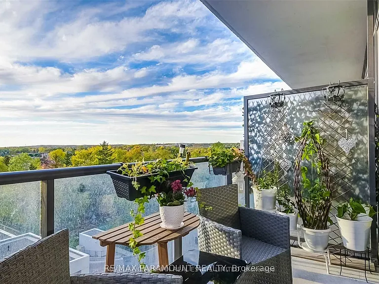 9600 Yonge St #706B — Photo 11