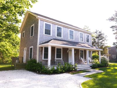 12 Wing Rd, Oak Bluffs, MA, 02557