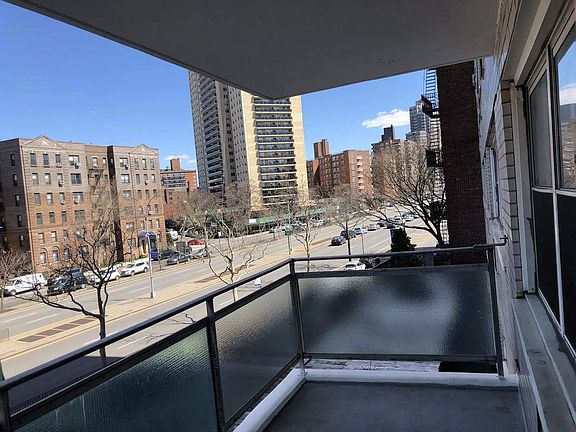 3rd image of 10910 Queens Blvd APT 3D