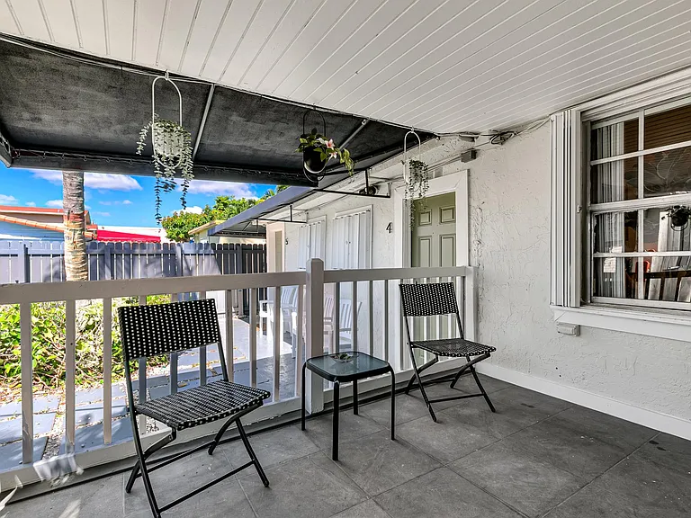 3147 SW 17th St #3 — Photo 15