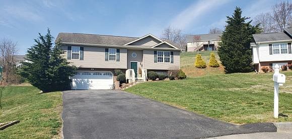 1st image of 615 Alfalfa Ln