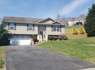 615 Alfalfa Ln, Jonesborough, TN 37659