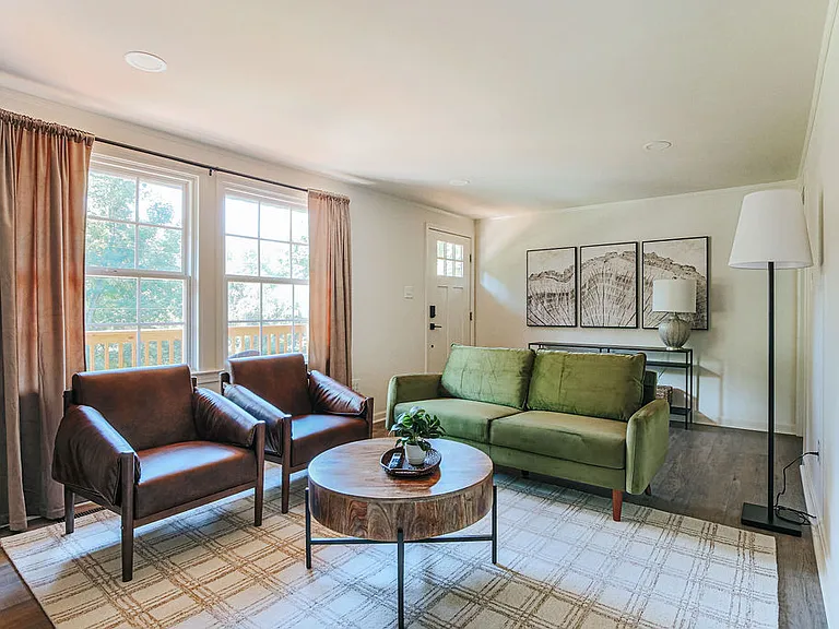 4770 Cove Garden Rd — Photo 2