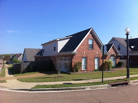 3rd image of 9036 Weeping Cherry Ln