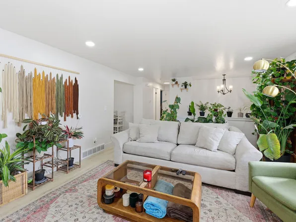 846 W 2600 N, Clinton, UT 84015