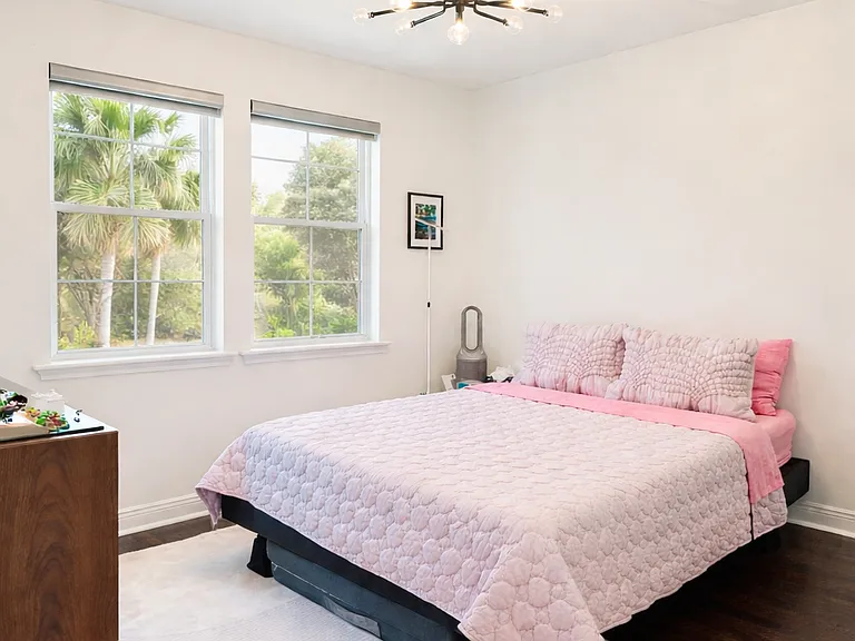 3229 W Horatio St — Photo 13