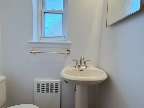 168-12 19th Avenue image 11 of 26