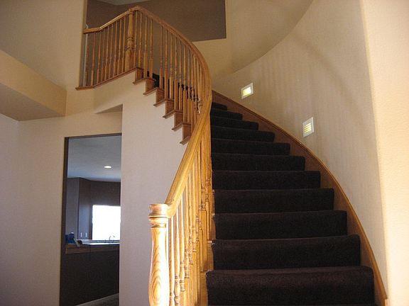 4th image of 3954 Stonemont Dr