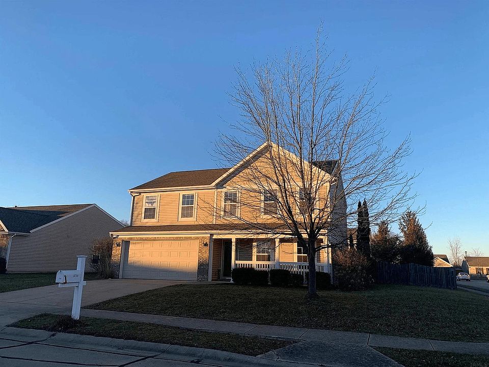 1st image of 3734 Tesla Dr
