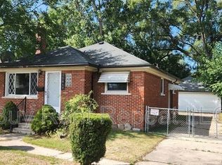 22847 Panama Ave, Warren, MI 48091