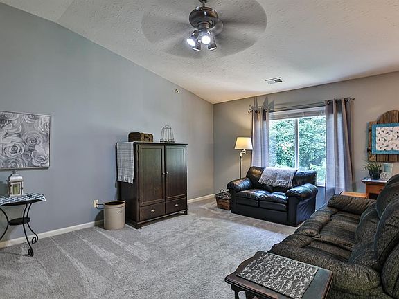 5th image of 7263 English Dr #9-301