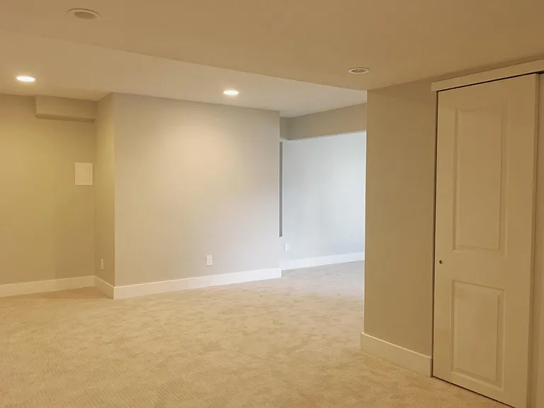 3357 Cranston Cir — Photo 13