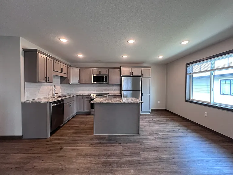 5514 Timber Rd — Photo 4