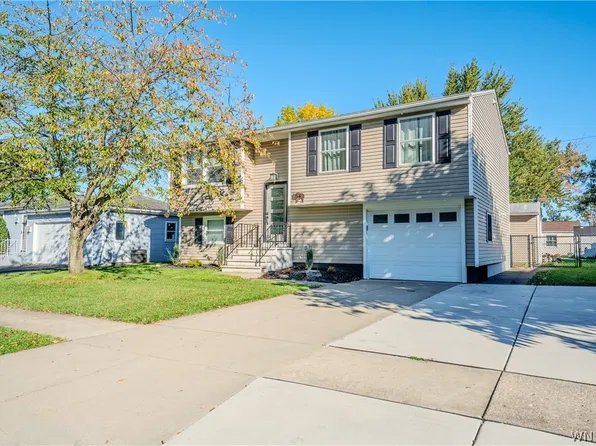 54 Madeira Dr, Depew, NY 14043