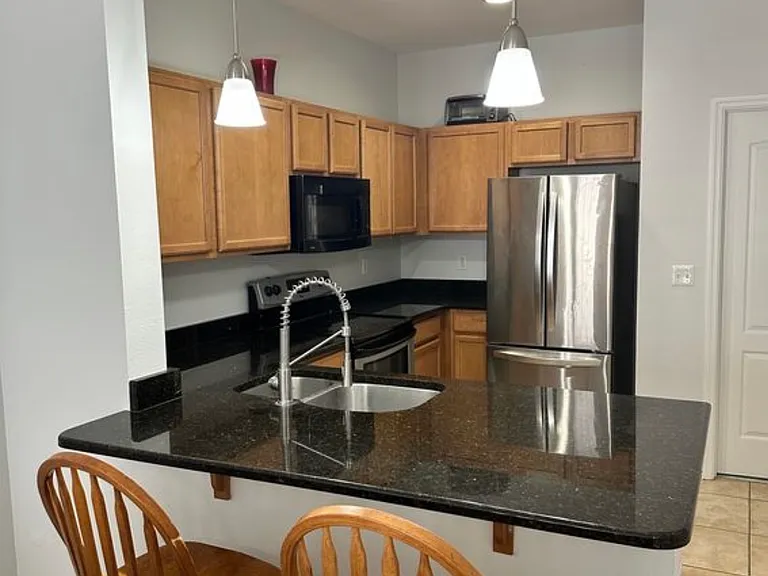 2950 SW 35th Pl #50 — Photo 9