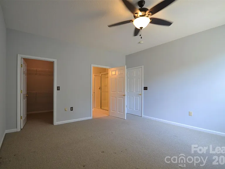 8035 Sultana Cir — Photo 18