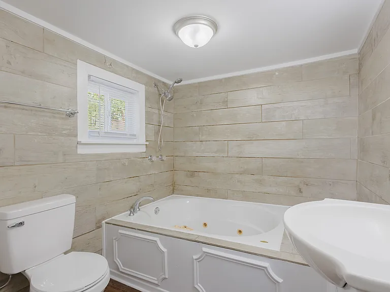 245 Evansdale Ave — Photo 22