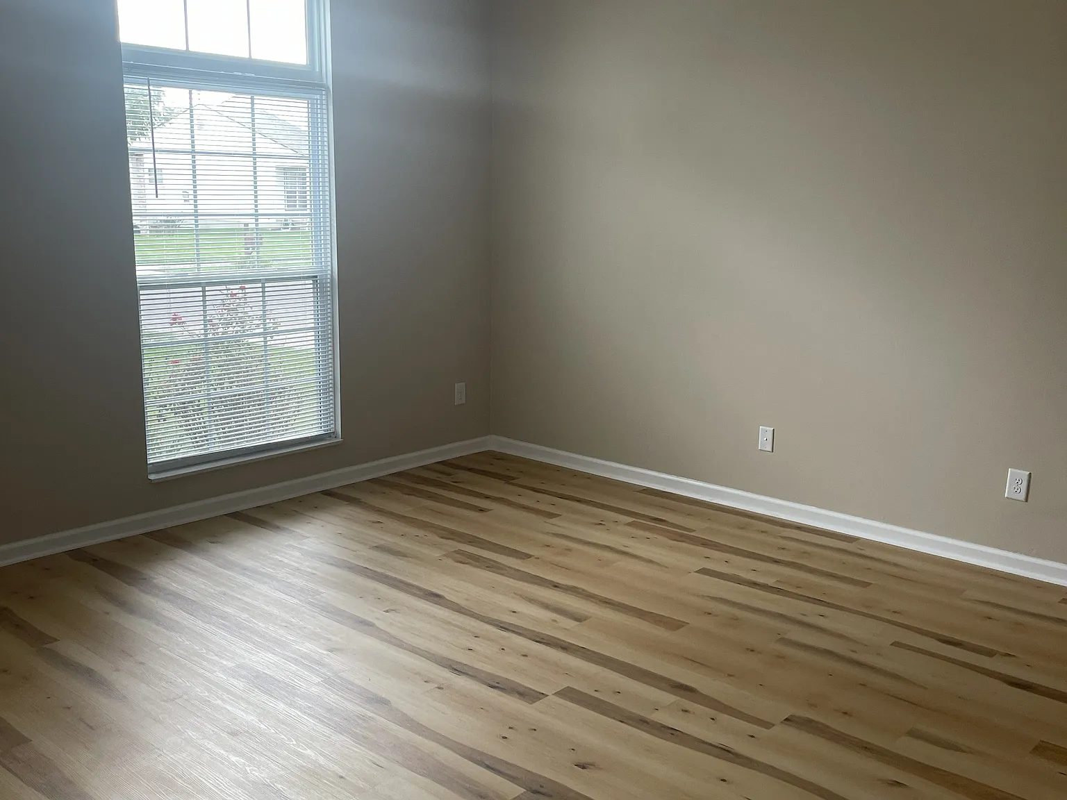 3 bed, 1460 sqft, $2,250 — Photo 4