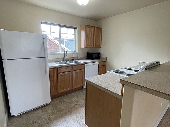 5th image of 4587 Cascade St #0