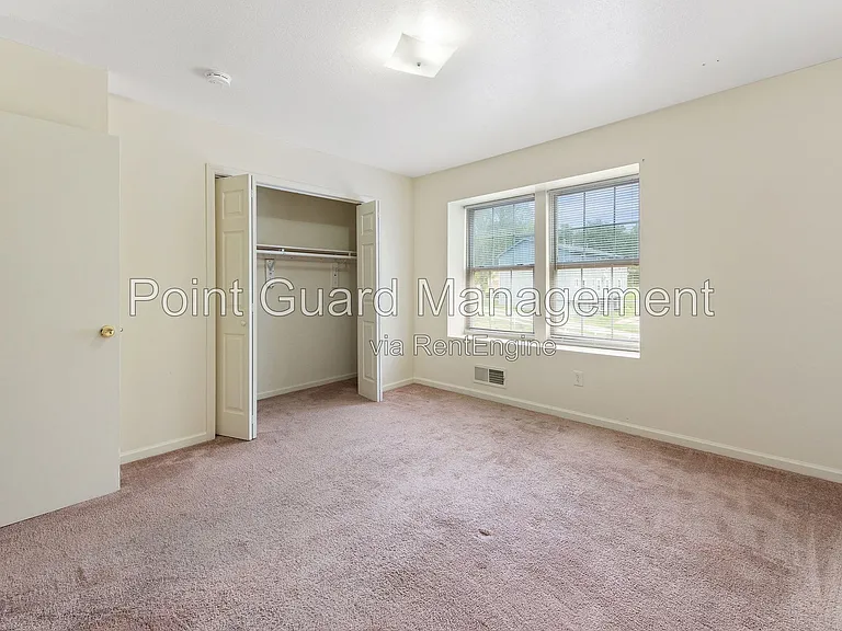 321 W South Ave — Photo 47