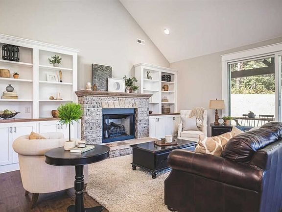 5th image of 5502 Hester Ct