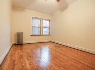 7703 N Sheridan Rd #1L, Chicago, IL 60626