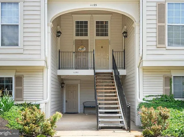 11193 Rienzi Pl APT 203, Manassas, VA 20109