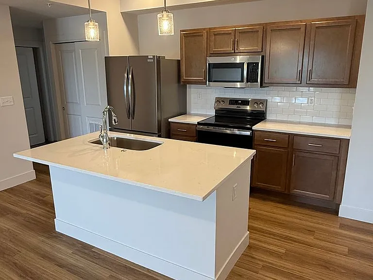 913 Green Mill Rd #11 — Photo 1