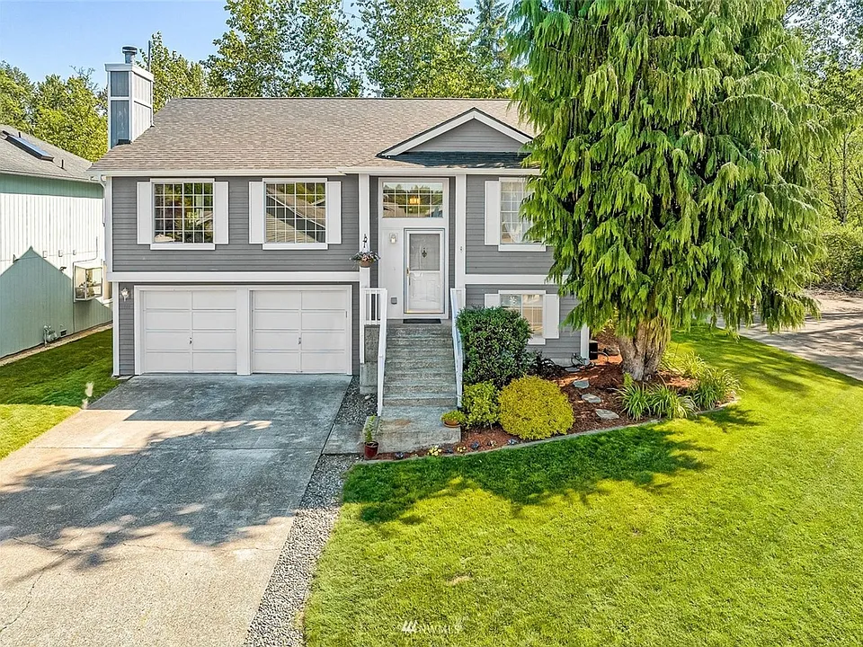 13701 SE 275th Pl