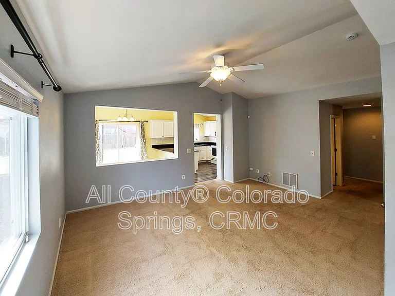 4182 Pioneer Creek Dr — Photo 2