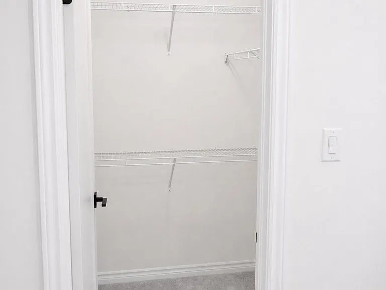 65 Barkerville Dr — Photo 27