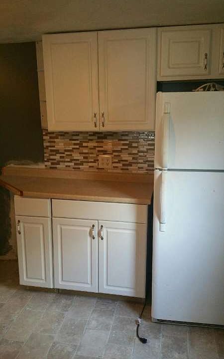 2nd image of 26 1/2 Walnut St
