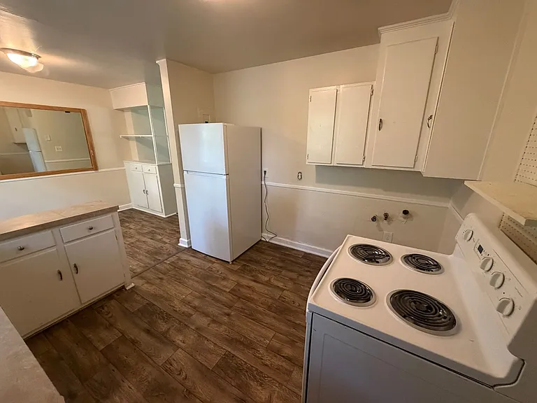 2642 Arnold Dr — Photo 4