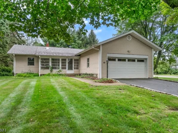 72 Fernia Dr, Randolph Twp., NJ 07869