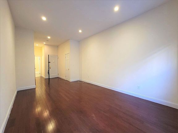 2nd image of 506 E 88th St #1Z
