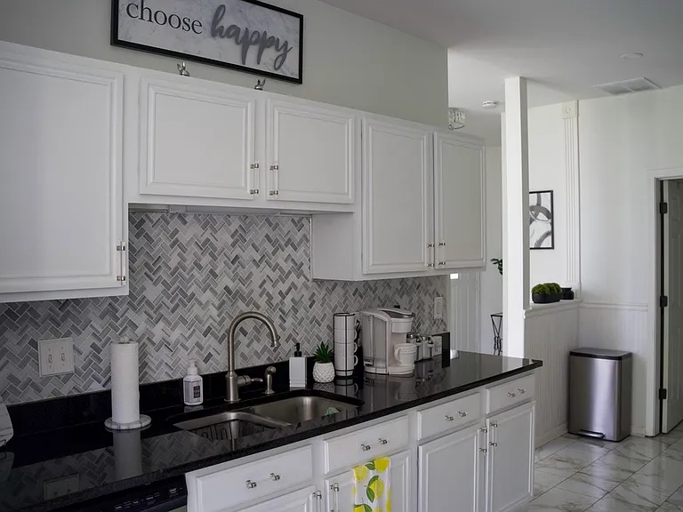 200 Grandview Ct — Photo 24