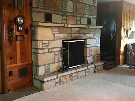 2nd image of 123 Cameo Point