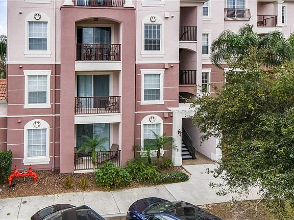 3rd image of 4024 Breakview Dr #101