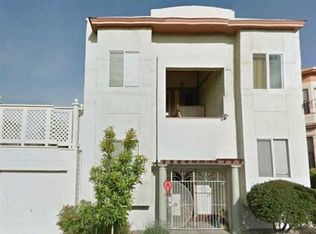 727 Henry St, Oakland, CA 94607